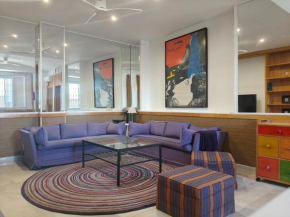 Boho Chic River Side Apartment, Seville